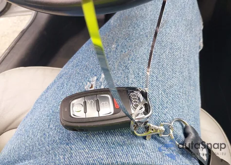 2013 Audi A4 2.0T Premium z USA, uszkodzony, nr VIN WAUAFAFL8DA181467